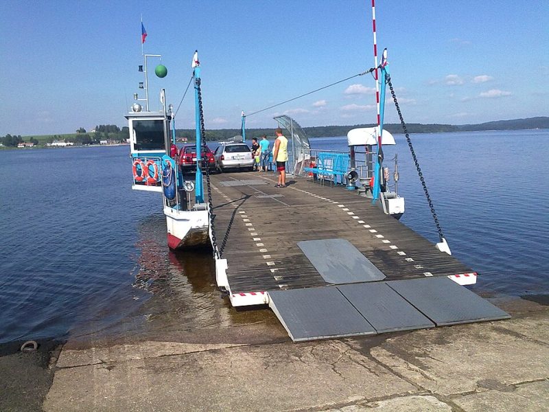 Fähre Frymburk–Frýdava: kleines Lipno-Abenteuer für Familien