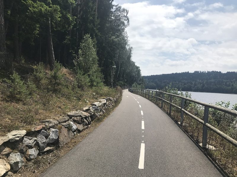 Jezerní-Radweg: mit Kindern von Frymburk über Lipno nach Přední Výtoň