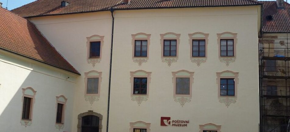 Postmuseum Vyšší Brod: Postkutschen, Briefmarken und Morsezeichen