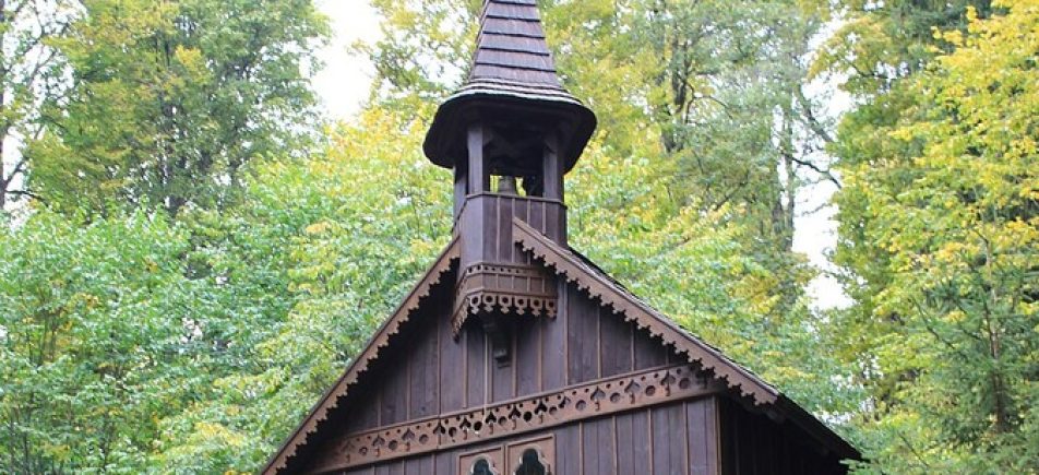 Stožecká kaple: Waldwallfahrt zu einer der schönsten Kapellen im Böhmerwald