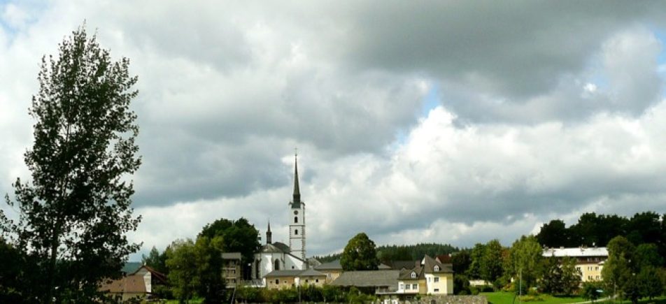Radtour von Černá v Pošumaví nach Frymburk: Durch Wälder und Wiesen am Lipno